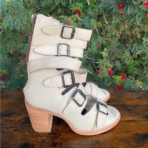 New Freebird bond heel sandale size 8